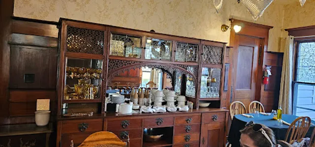 Pompeii - Ethnic Italian Restaurant