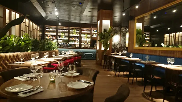 Canyes i Tapes C.C. Diagonal Mar (Barcelona)