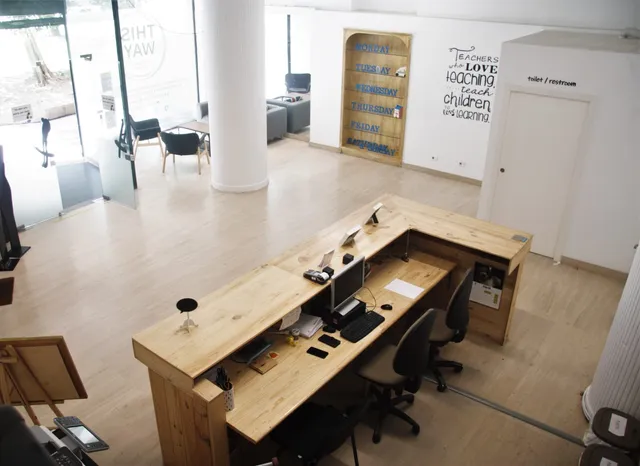 This Way Language Center