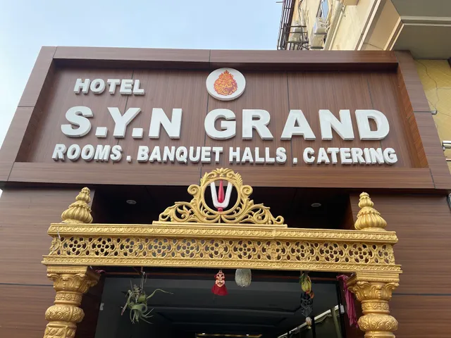 Hotel S. Y. N Grand