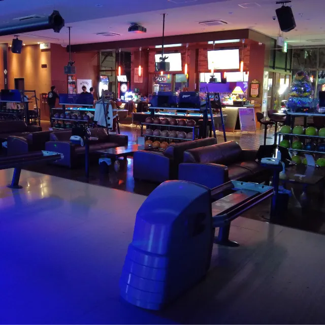 LOUNGE & BOWL B-lax