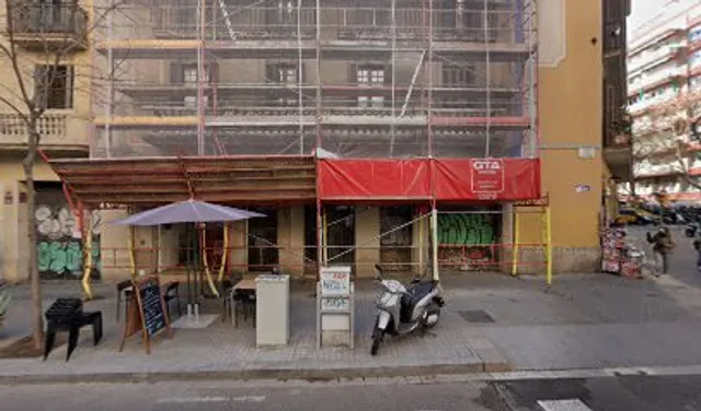 Carrer de Viladomat, 75