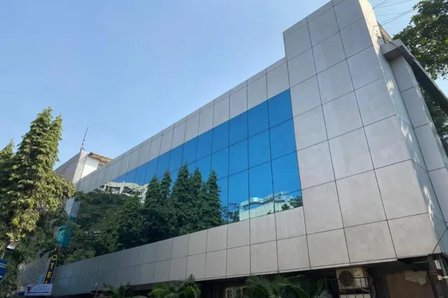 OYO 77861 Elite Continental