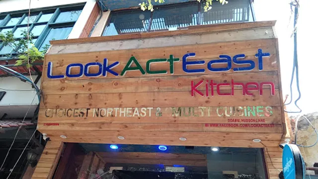 LOOKACTEAST KITCHEN