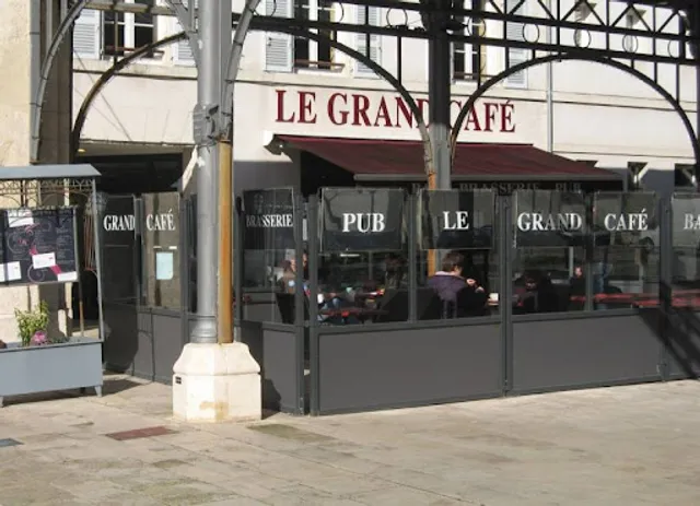 Le Grand Café Surgères