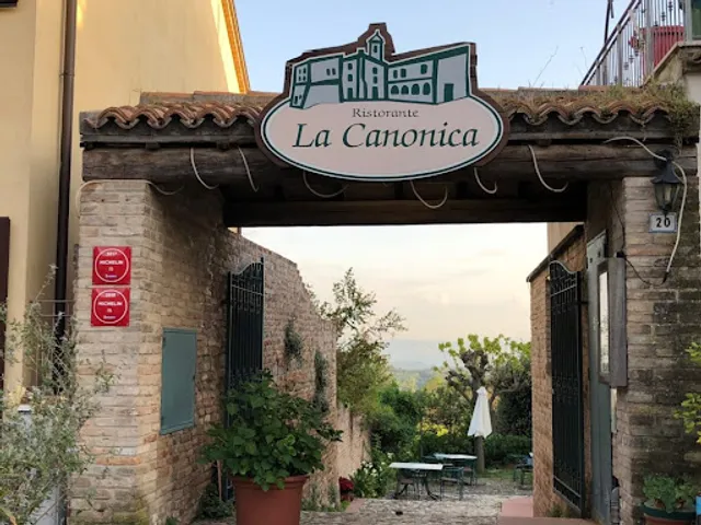 La Canonica - Ristorante a Casteldimezzo, Pesaro (PU)