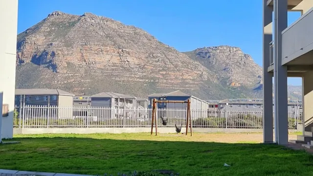 Cozy corner apartment Muizenberg