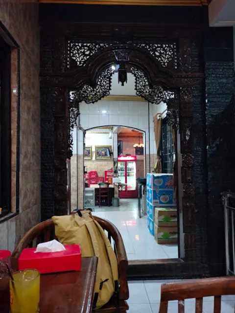 Warung Sate dan Tongseng Pak H. Budi Asli Solo