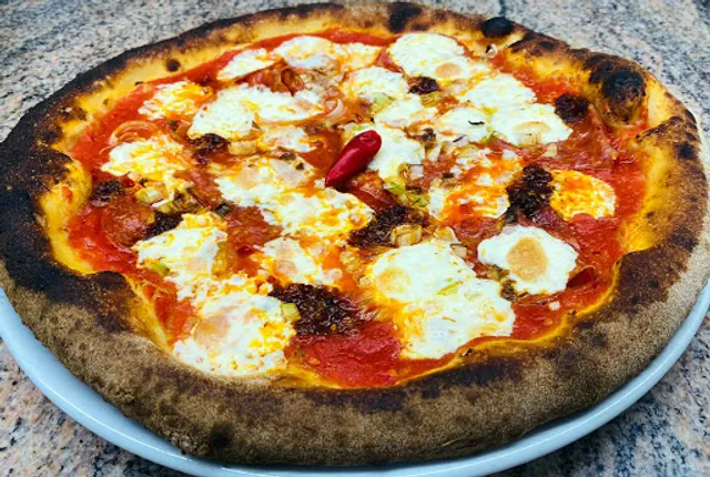 Neapolis Pizza Gorgonzola