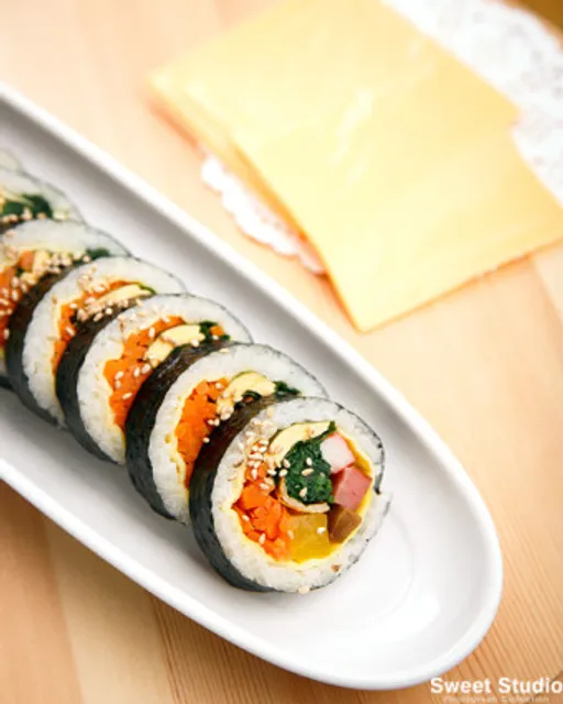 TTOWA RESTAURANT KOREAN STREET FOOD