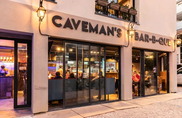 CaveMan's BAR-B-QUE