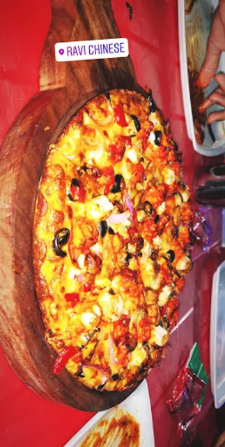 Ravi's Pizza