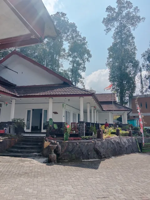 Econique Sarangan Resort