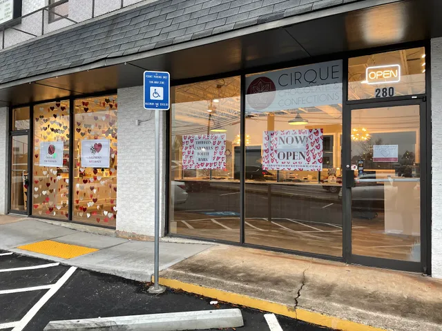 Cirque Confections & Chocolate