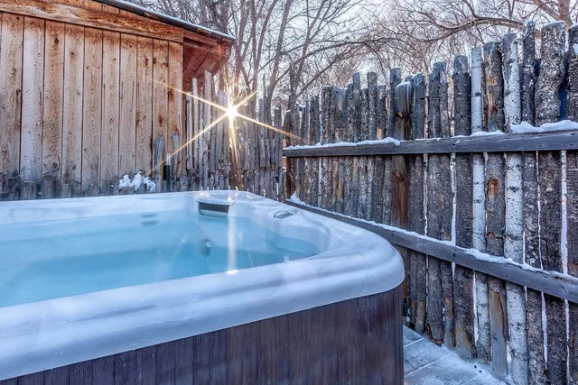 Adobe & Pines Inn - Hotel Bed And Breakfast