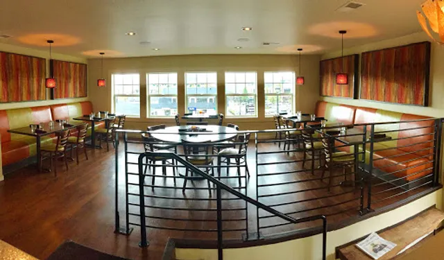 Baird's On B Bar & Grill