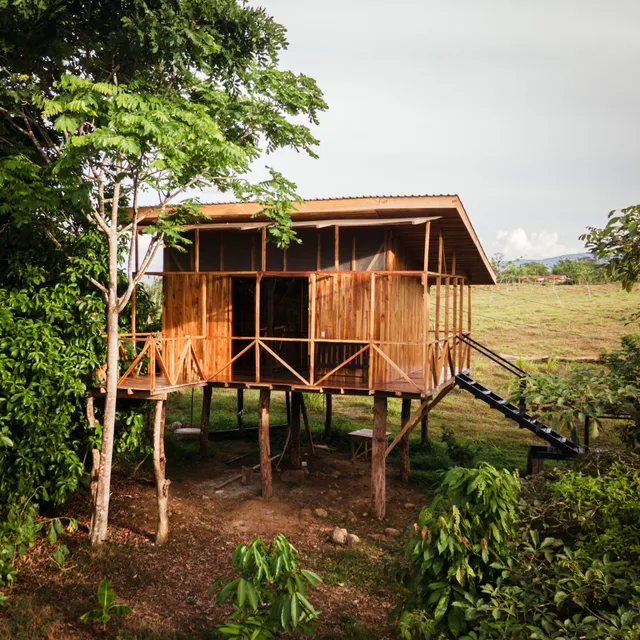Río Celeste Tree Houses / Lodges