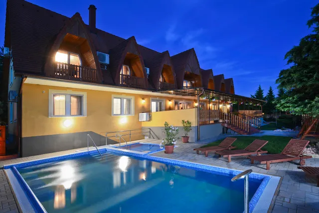 Villa Bridge Pension