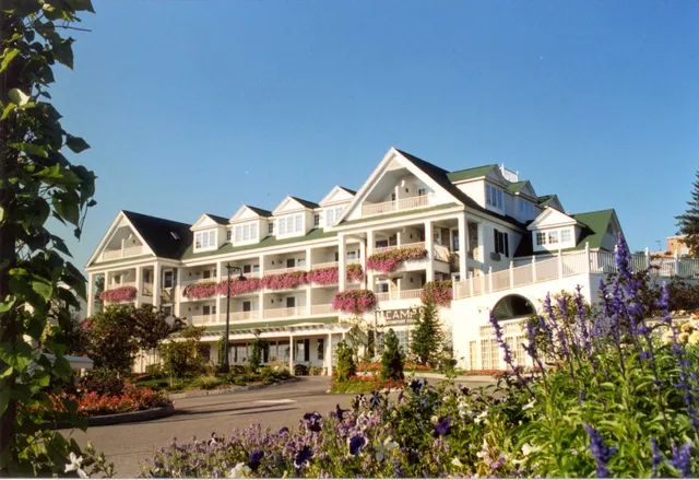 Chase House at Mill Falls