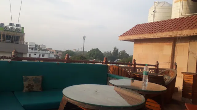 The Global Savour Restaurant