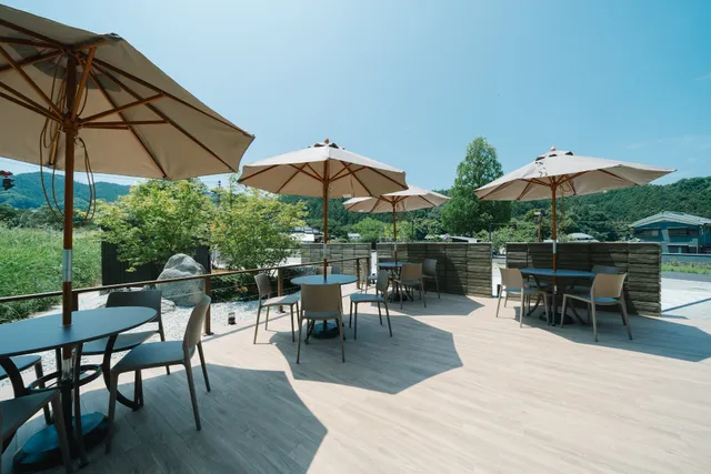 Branchera Ishibutai Terrace - Restaurant / Takeout and Cafe