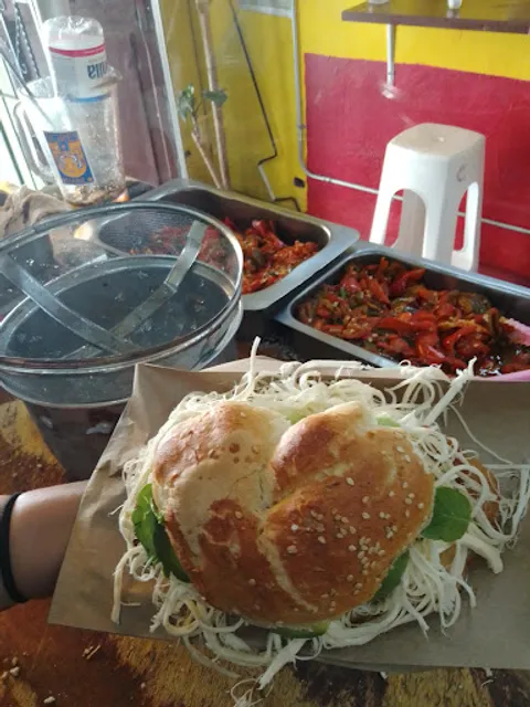 Cemitas lucheras LAS CHINGONAS