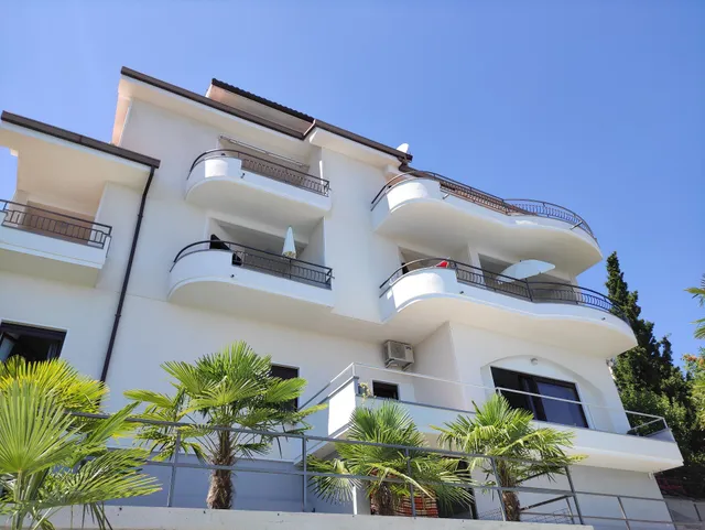 Villa Suzy-Apartment Suzana