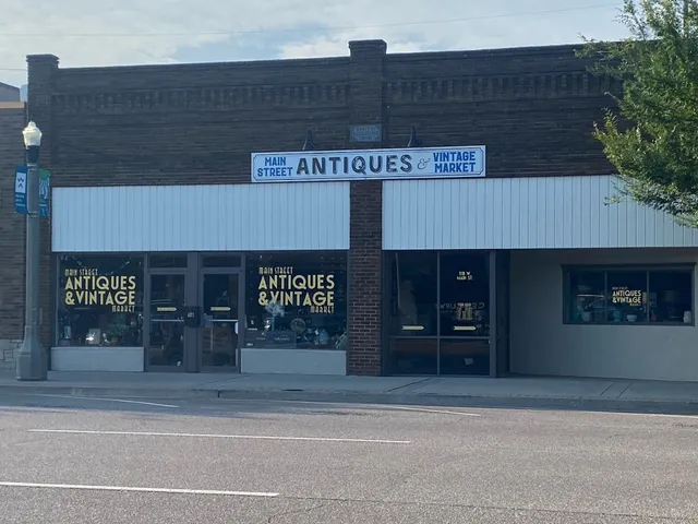 Main Street Antiques & Vintage Market