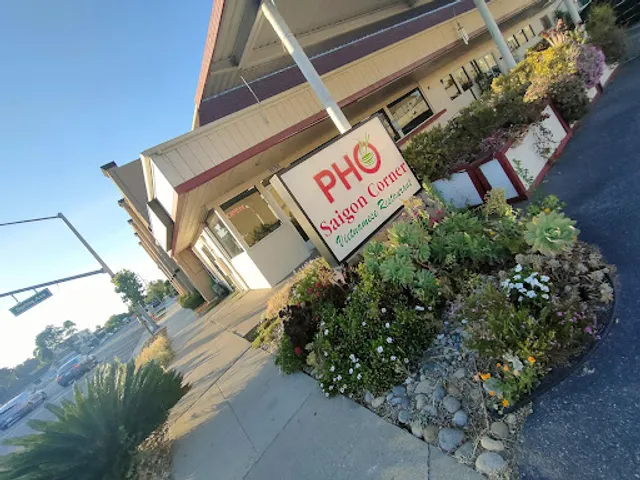 Pho Saigon Corner