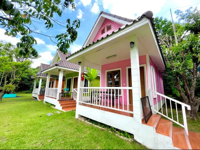 ทิวธารา รีสอร์ท (Thiw Tara Resort)