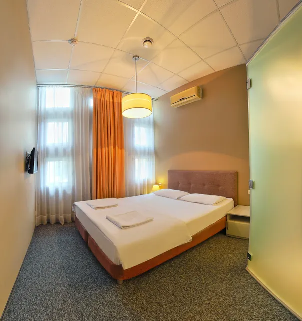 Отель Максим Горький