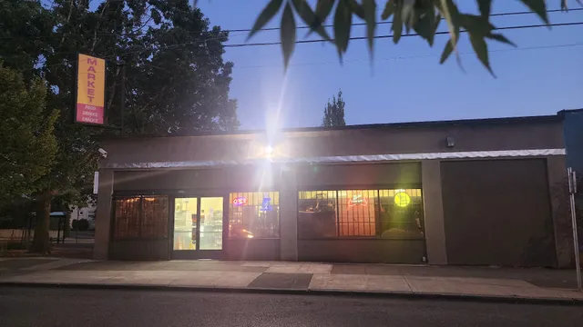 PRESCOTT CORNER MARKET / 667833