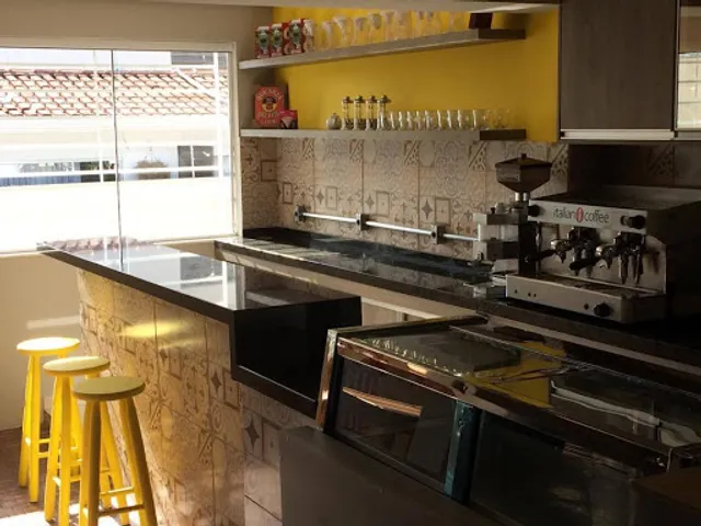 Mais Um Copo de Café