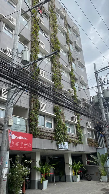 Super OYO 665 Pasay Centrale Hotel