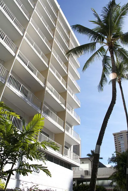 Oasis Hotel Waikiki