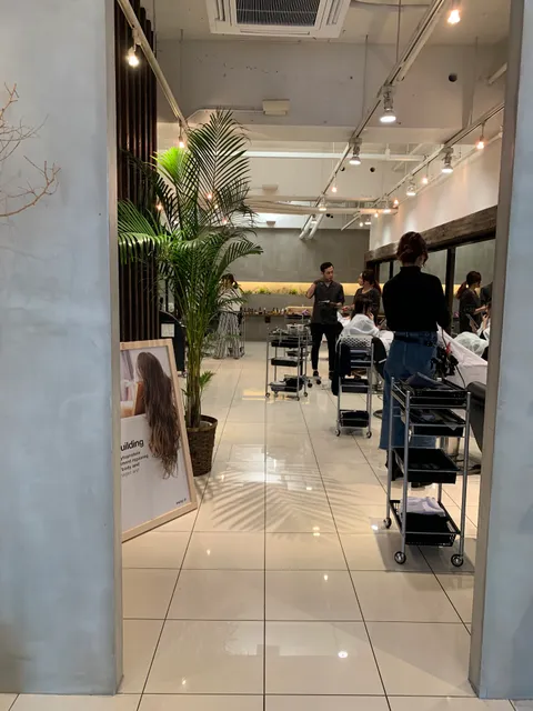 Takahashi Hair And Spa Roppongimise / TAKAHASHI HAIR & SPA ROPPONGI Hair Salon