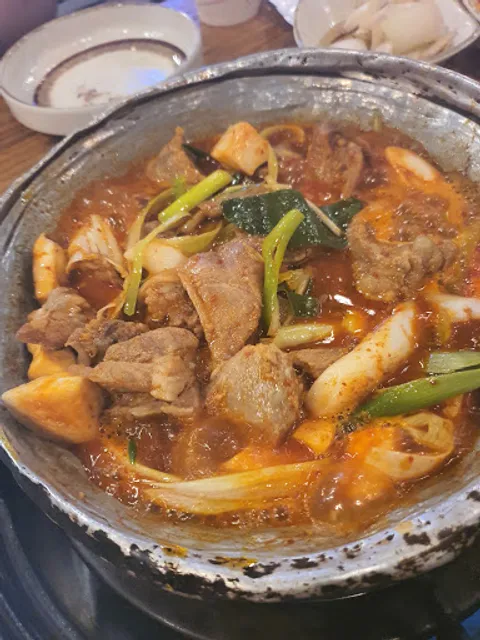 짚신매운갈비찜 신부점