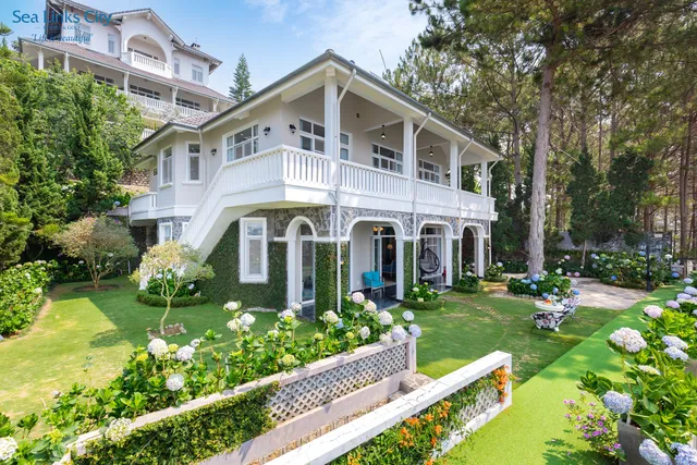 Khu Biệt Thự Rạng Đông (Rang Dong Villas)