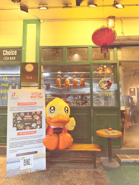 Vinh Hanh Hong Kong Style Restaurant