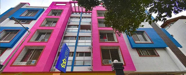 FabHotel Golden Leaf