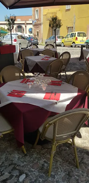 RISTORANTE S'ISCUGIA