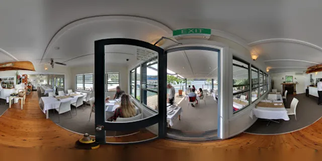 Cottage Point Inn - Restaurant