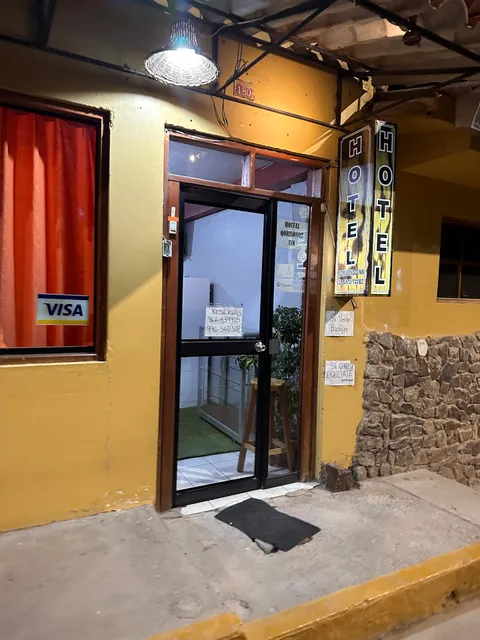 Qorisonqo inn ollantaytambo