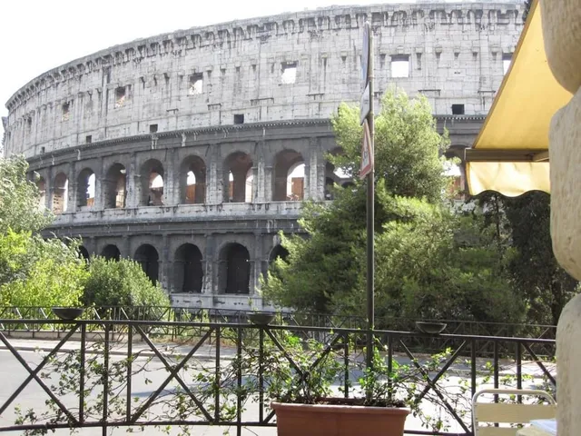 Vesta Domus - Guest House B&B con camere dove dormire vicino al Colosseo