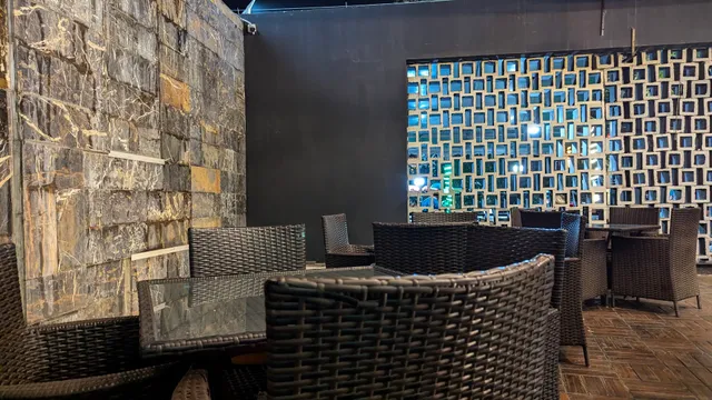 Karachi Silver Spoon