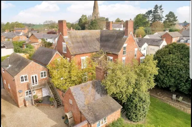 The Hollies Bed and Breakfast