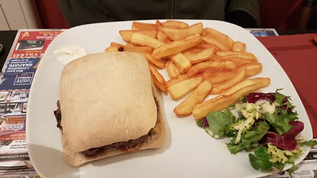 bar de l hotel de ville