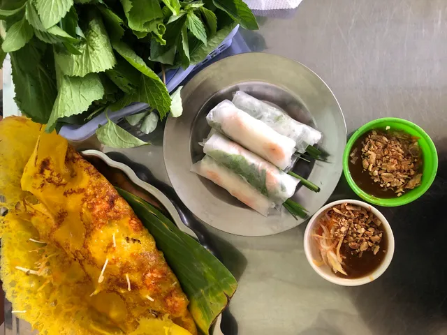 Bánh Xèo Cô Thắm