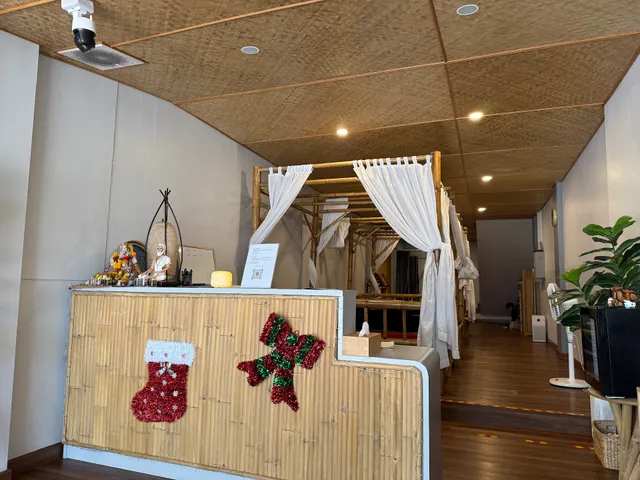 sum bamboo massage (Nimman) ซุ้มไผ่ มาสสาจ สาขานิมมาน