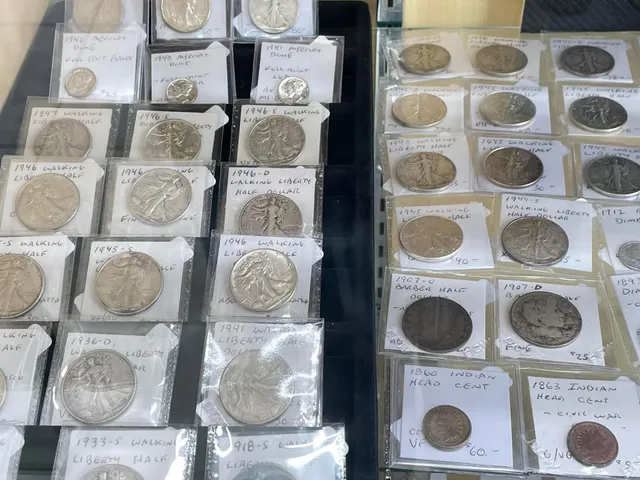 CAPITOL CITY BUY • SELL • PAWN